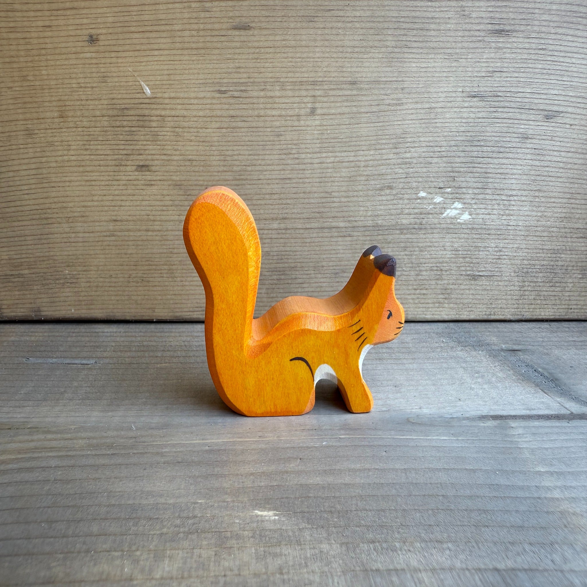 Squirrel Standing (Orange)