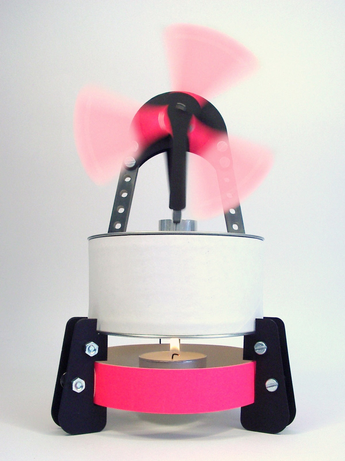 Candle Stirling Engine by Kraul, running on a tealight